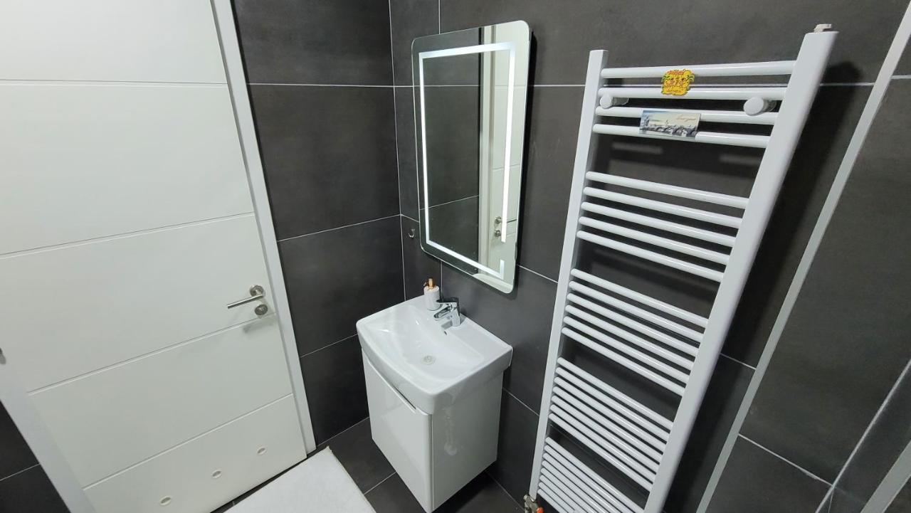 Studio Apartment Lora Lux Saraievo Exterior foto